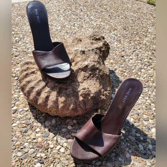 SOLD- Platform Wedge Mule - Picture 6 of 12